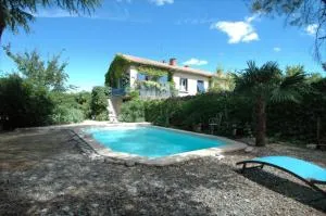 L'Oustalado - 奥佩德