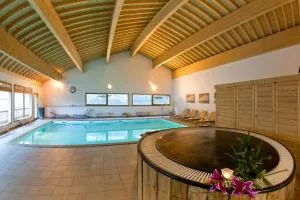 Montagne Duplex-Orelle 9 pers. avec SPA - 奥雷勒