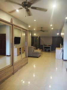 Beautiful 3 Bedroom Garden Villa