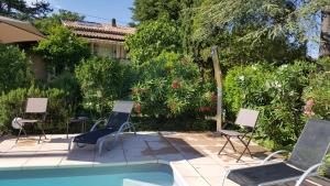 Villas Reve de Provence Villa avec jardin et piscine : photos des chambres