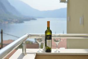 Apartment with Sea View room in J & P Apartments Orahovac
