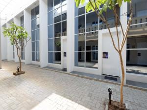 RedDoorz Plus near Paragon Mall Semarang