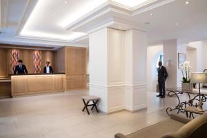 Hotels Le Littre : photos des chambres