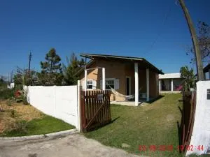 Casa na Praia da Pinheira - باليوسا