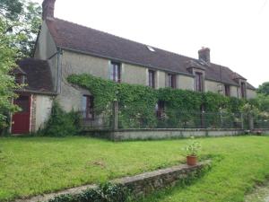 Maisons d'hotes La Berlandiere : Chambre Triple avec Salle de Bains Privative