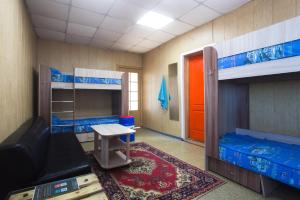4-Bed Mixed Dormitory Room room in Hostel Garage