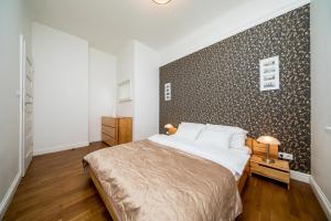 ApartRooms Dmochowskiego
