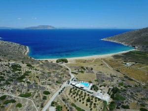 Traditional House by The Beach Ios Greece