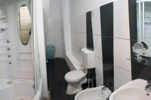 Laura Studio - Central