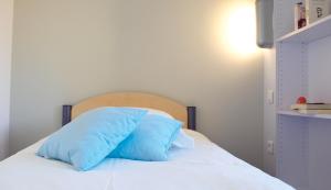Hotels JF Accueil & Formation : photos des chambres
