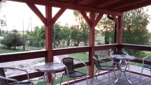 COTTAGE BIALOJANY
