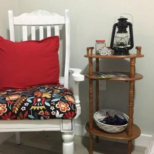 Walk to Restaurants and Shops - 5S