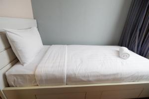 Premium Location 2BR Apartment @ FX Residence By Travelio