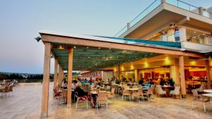 Kiani Beach Resort Family All Inclusive Chania Greece