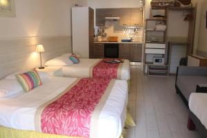 Hotels Logis Hotel des Cayrons : photos des chambres