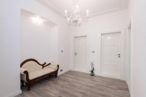 Wenceslas Square Main Station - NEW STUDIO*****