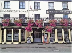 The Wellington Hotel - 豪顿