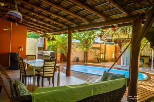 Casa de beira mar com piscina
