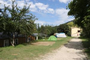 Campings Camping La Ferme de Castellane : photos des chambres