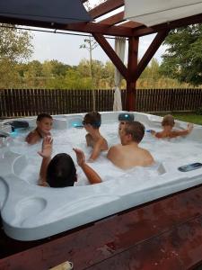 Tó úti Vendégház