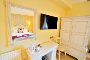 The Angel Hotel