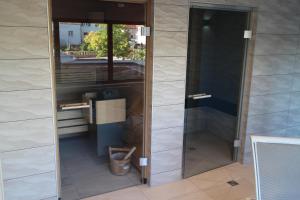 Hotels Logis Hotel Restaurant Au Lion Rouge : photos des chambres