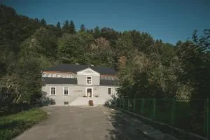 Apartamenty W Starym Ogrodzie - 杜什尼基-兹德鲁伊