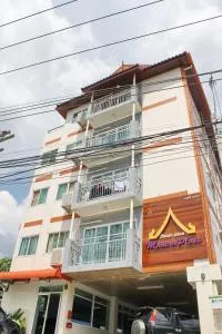 Mantra Place - Наг-Донг