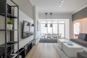 blueWaveplace - Stylish 2 BR Home in Center of Sofia