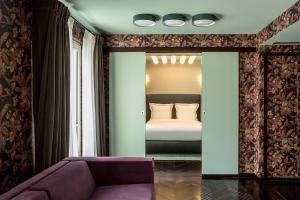 Hotels Hotel du Rond-point des Champs-Elysees - Esprit de France : photos des chambres