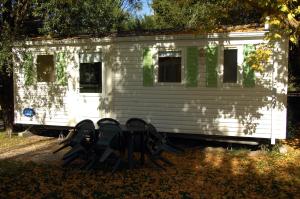 Campings Camping La Ferme de Castellane : Grand Mobile Home (4 Adultes)