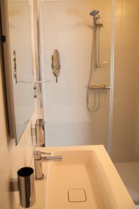 Terra Ferma Rooms&More