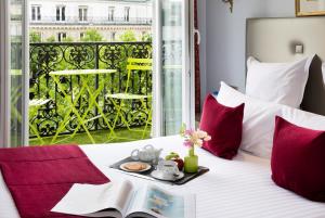 Hotels Hotel Plaza Elysees : photos des chambres