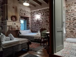 Bayiri Petit Pension Olympos Greece