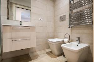 Suite with City View