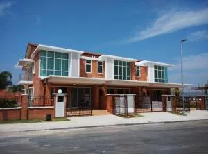 New Vacation Double Storey Home - Pertang