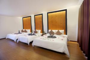 Central Corner dAngkor