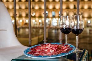 Salamanca Luxury Plaza