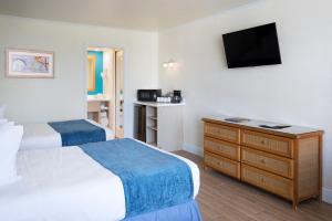 Standard Room with Two Double Beds room in Outrigger Beach Resort