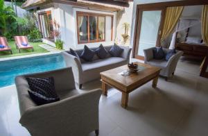 Villa Kamboja Senior