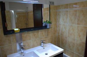 Hotels HOTEL 3 etoiles NN 