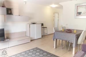 Townhouse Oasis Fañabe with 3 bedrooms and AC, MIR150