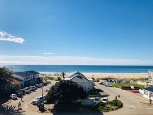 Main Beach Penthouse