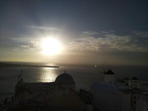 Thetis Cave Houses Santorini Greece