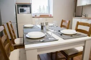 Sunny Aircon Apartment in the Centre of Slaný - Srby