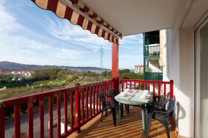 Appartements Luxury apartment with sea view in Hendaye (France) : photos des chambres