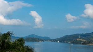 Apartamento em Condominio Fechado - Angra dos Reis - Piscina, Praia, Lazer