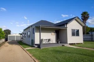Topaz Cottage - Inverell