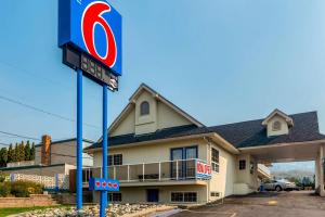 Motel 6 Kamloops