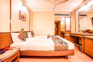Hotel Gandharva Shivajinagar